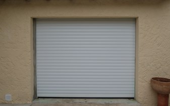 Porte de garage enroulable