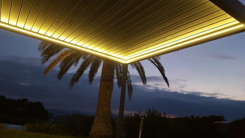 Pergola bioclimatique led